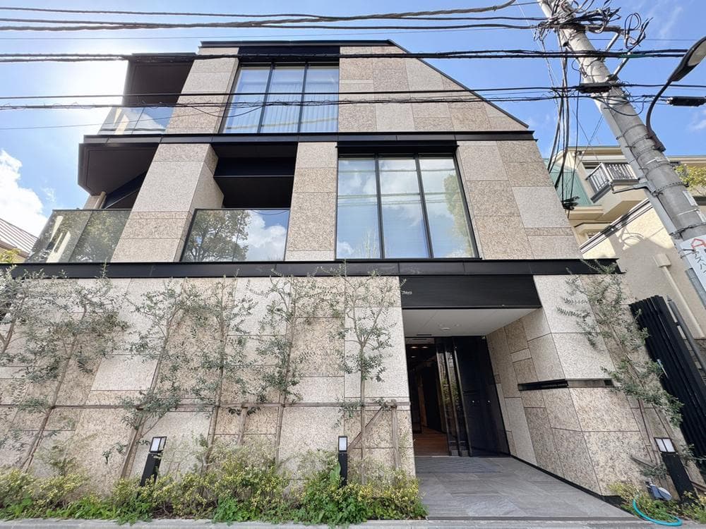 Bright Yotsuya 1BR Near Marunouchi Line