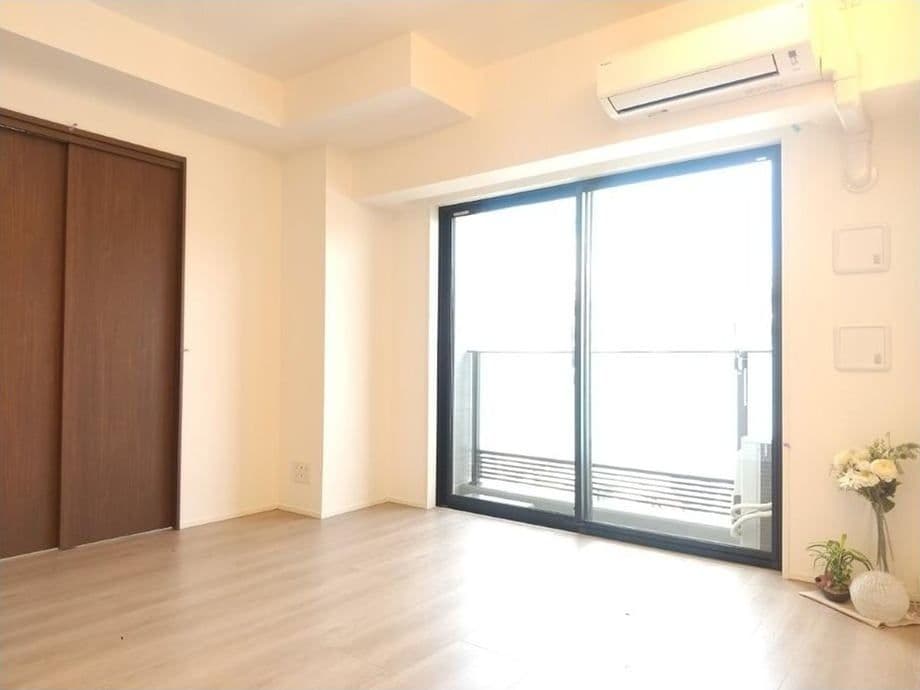 Spacious 2BR with Den in Historic Koishikawa